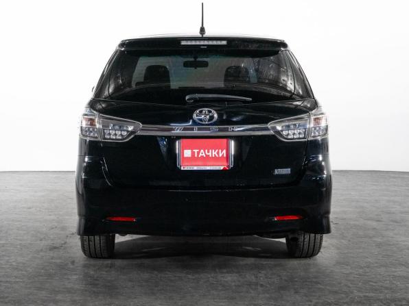 Toyota Wish II Рестайлинг с пробегом 2016 года, цена 1 600 000 рублей, 94949 км, минивэн, Автокод Объявления