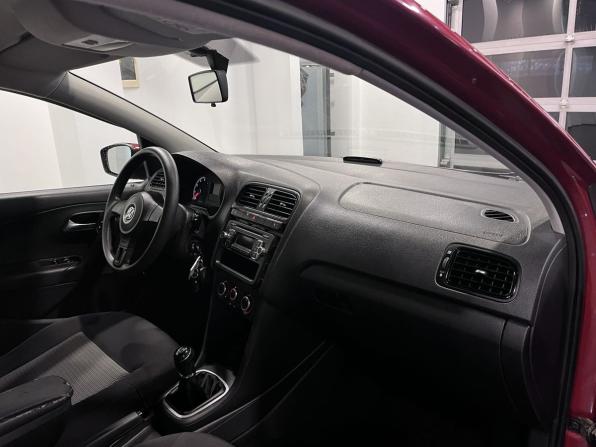 Volkswagen Polo V с пробегом 2011 года, цена 650 000 рублей, 188620 км, седан, Автокод Объявления