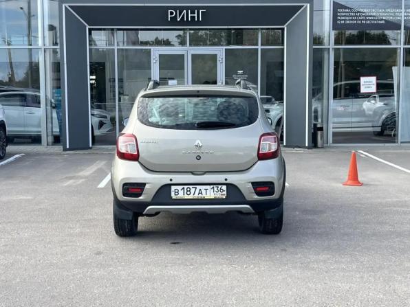 Renault Sandero II с пробегом 2017 года, цена 980 000 рублей, 119668 км, хэтчбек, Автокод Объявления