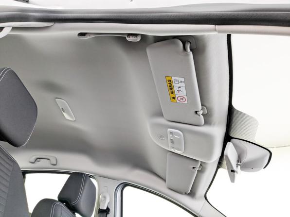 Renault Fluence I Рестайлинг с пробегом 2015 года, цена 1 220 000 рублей, 55743 км, седан, Автокод Объявления