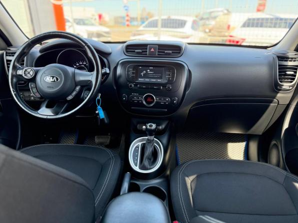 Kia Soul II Рестайлинг с пробегом 2017 года, цена 1 450 000 рублей, 102000 км, хэтчбек, Автокод Объявления