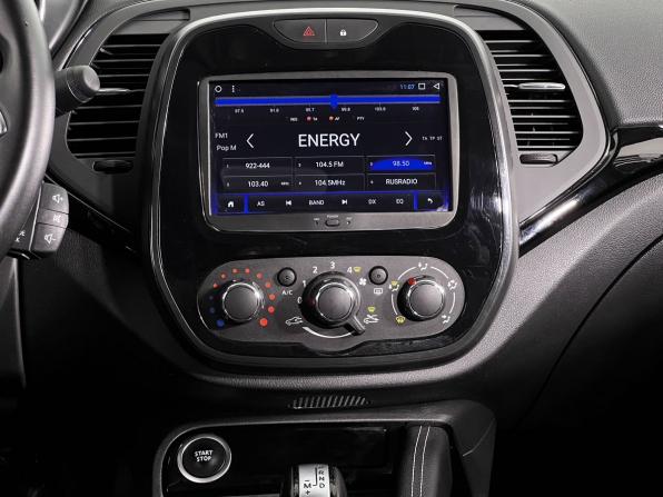 Renault Kaptur I Рестайлинг с пробегом 2020 года, цена 1 650 000 рублей, 63000 км, внедорожник, Автокод Объявления