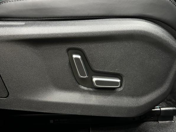 Geely Monjaro I с пробегом 2024 года, цена 3 699 000 рублей, 8145 км, внедорожник, Автокод Объявления