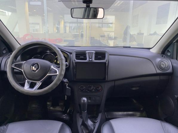 Renault Sandero II Рестайлинг с пробегом 2019 года, цена 955 000 рублей, 71500 км, хэтчбек, Автокод Объявления