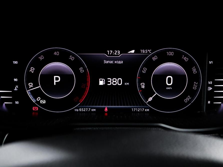 Skoda Octavia III (A7) Рестайлинг Москва  - изображение 11