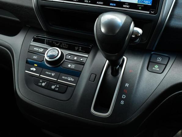 Honda Freed II Рестайлинг с пробегом 2019 года, цена 2 078 000 рублей, 36896 км, компактвэн, Автокод Объявления