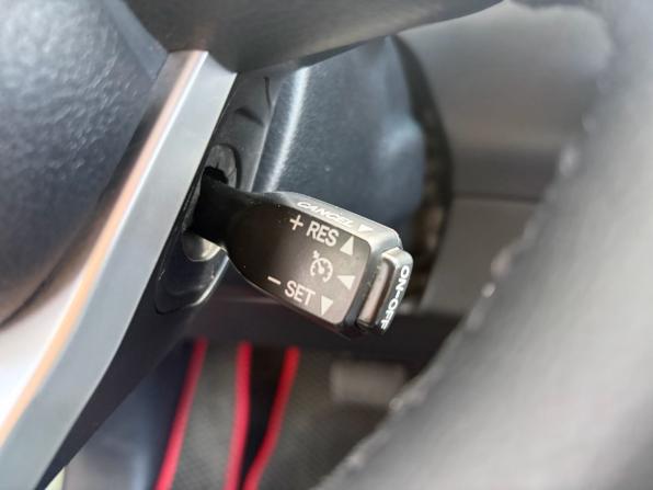 Toyota Hilux VIII с пробегом 2016 года, цена 3 399 900 рублей, 239000 км, пикап, Автокод Объявления
