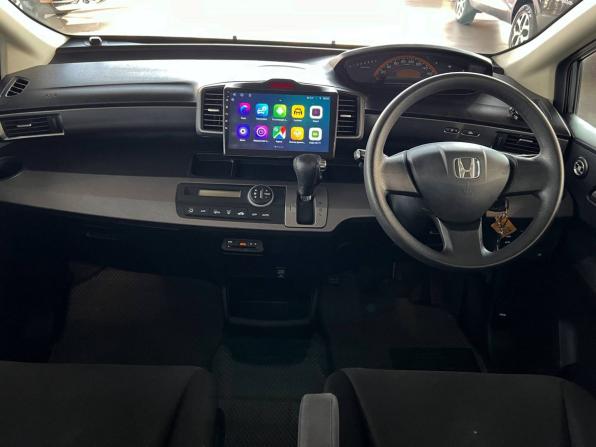 Honda Freed I с пробегом 2010 года, цена 1 100 000 рублей, 156898 км, компактвэн, Автокод Объявления