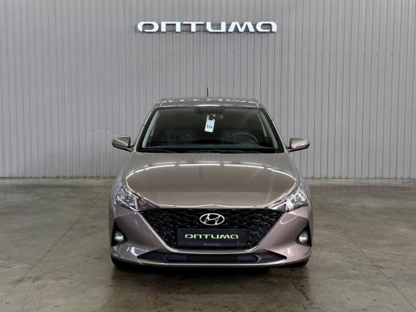 Hyundai Solaris II Рестайлинг с пробегом 2021 года, цена 1 697 000 рублей, 44594 км, седан, Автокод Объявления