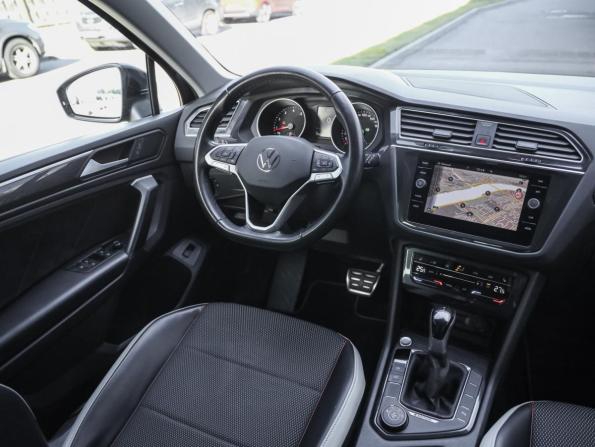 Volkswagen Tiguan II Рестайлинг с пробегом 2021 года, цена 2 585 050 рублей, 108478 км, внедорожник, Автокод Объявления