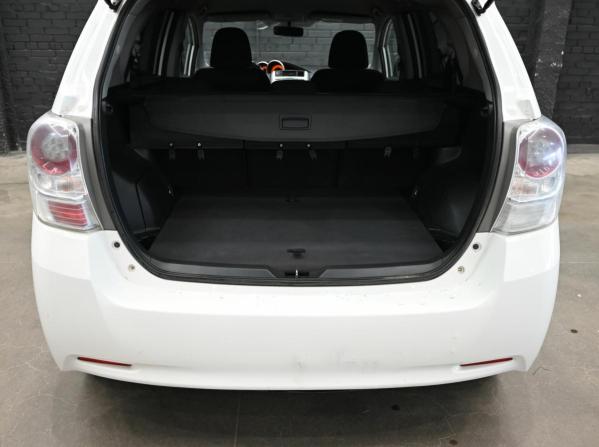 Toyota Verso I с пробегом 2011 года, цена 1 030 000 рублей, 210021 км, компактвэн, Автокод Объявления