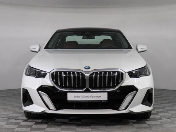 BMW 5 серии VIII (G60/G61/G68) с пробегом 2025 года, цена 6 599 000 рублей, 5800 км, седан, Автокод Объявления