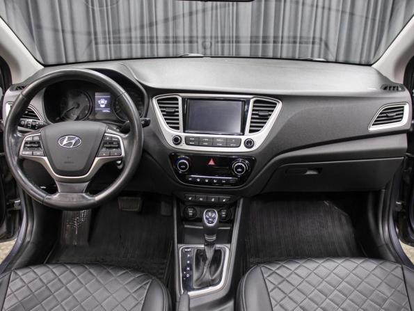 Hyundai Solaris II с пробегом 2019 года, цена 1 598 000 рублей, 130474 км, седан, Автокод Объявления