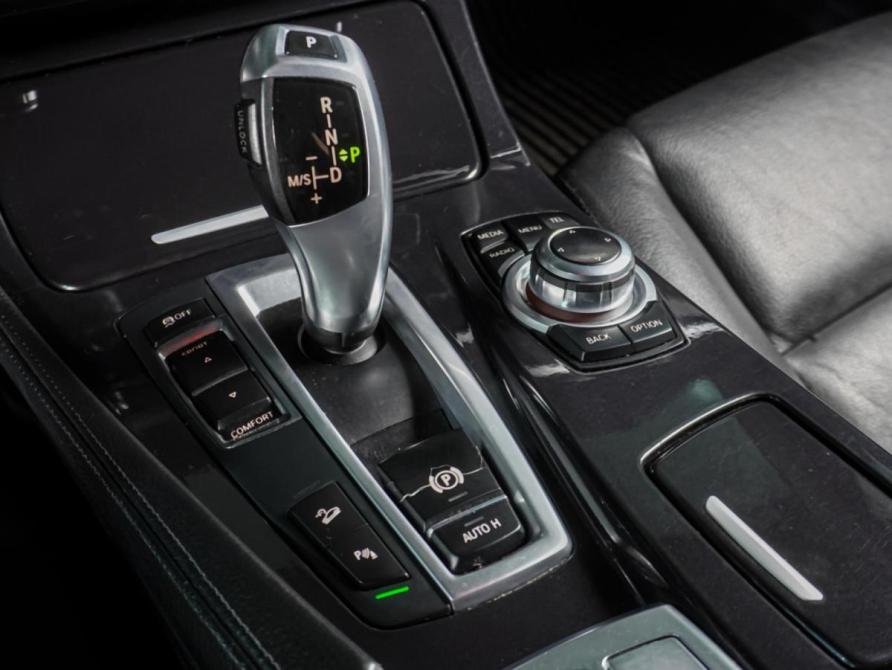 BMW 5 серии VI (F10/F11/F07) Рестайлинг Воронеж  - изображение 23