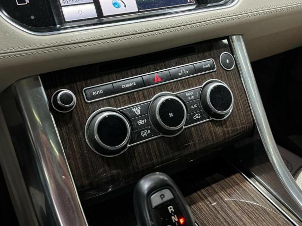 Land Rover Range Rover Sport II с пробегом 2014 года, цена 2 420 000 рублей, 250000 км, внедорожник, Автокод Объявления