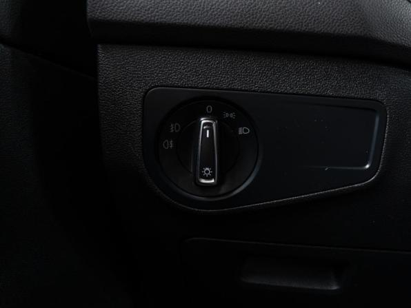 Volkswagen Tiguan II с пробегом 2019 года, цена 2 349 000 рублей, 152412 км, внедорожник, Автокод Объявления
