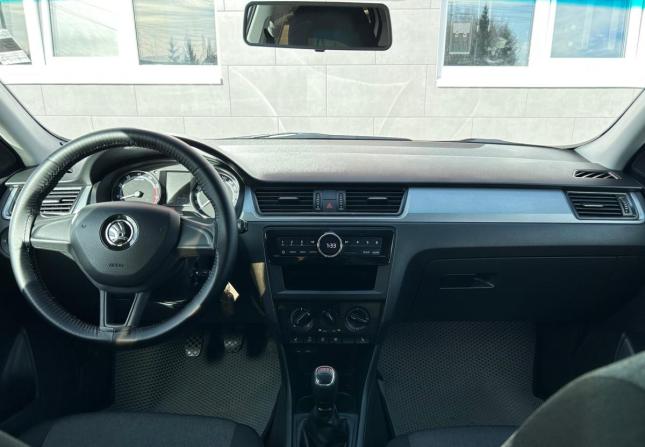 Skoda Rapid I Рестайлинг с пробегом 2018 года, цена 1 300 000 рублей, 90088 км, лифтбек, Автокод Объявления