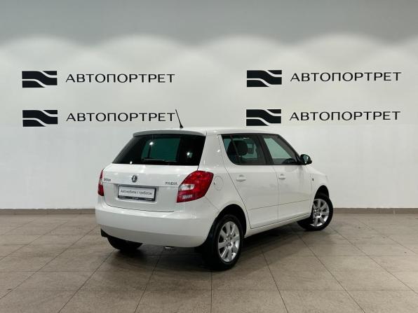 Skoda Fabia II Рестайлинг с пробегом 2014 года, цена 799 000 рублей, 128401 км, хэтчбек, Автокод Объявления