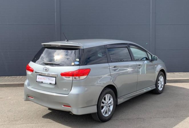 Toyota Wish II с пробегом 2009 года, цена 1 115 000 рублей, 197712 км, минивэн, Автокод Объявления