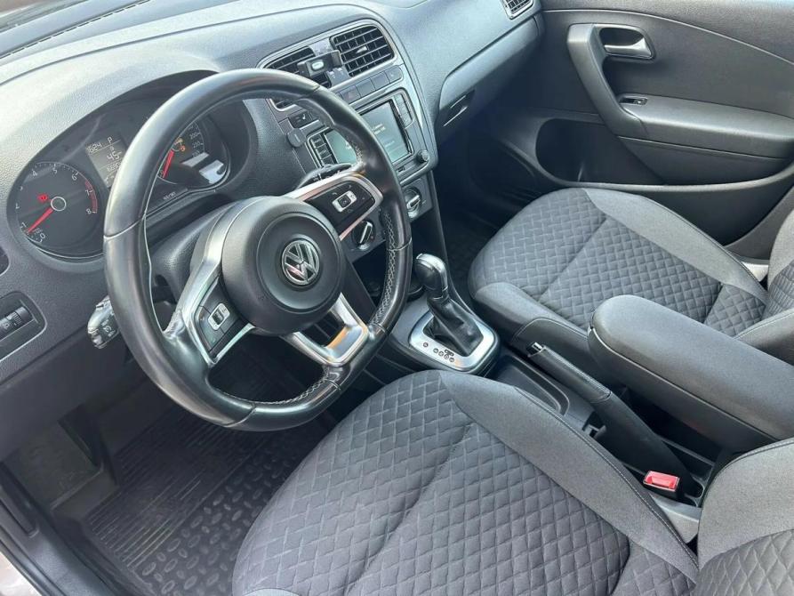 Volkswagen Polo V Рестайлинг Набережные Челны  - изображение 8