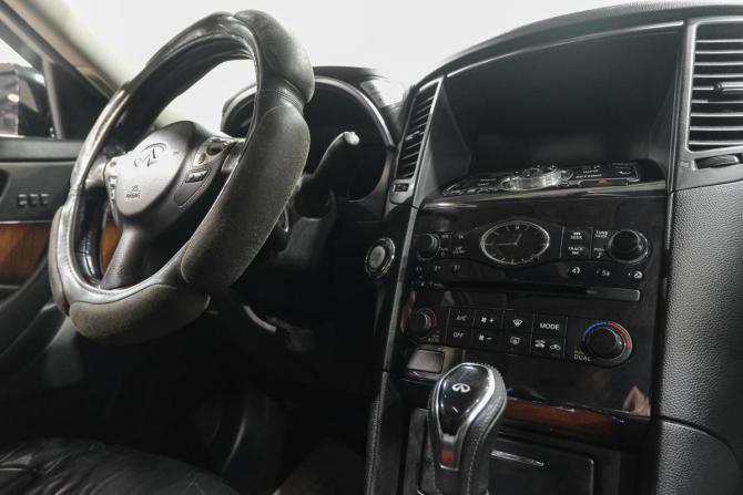 Infiniti FX II (S51) с пробегом 2010 года, цена 1 869 000 рублей, 330000 км, внедорожник, Автокод Объявления