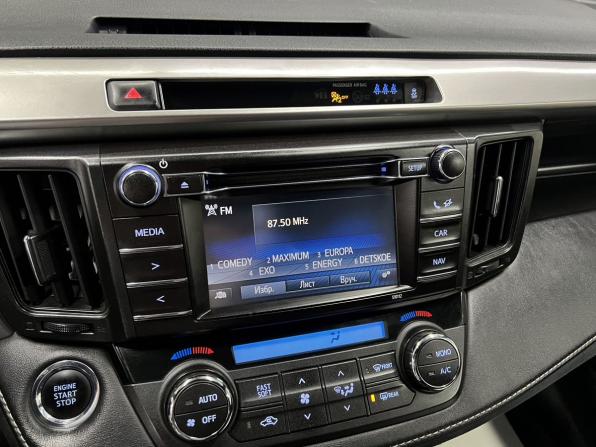 Toyota RAV4 IV (XA40) Рестайлинг с пробегом 2016 года, цена 1 680 000 рублей, 174819 км, внедорожник, Автокод Объявления
