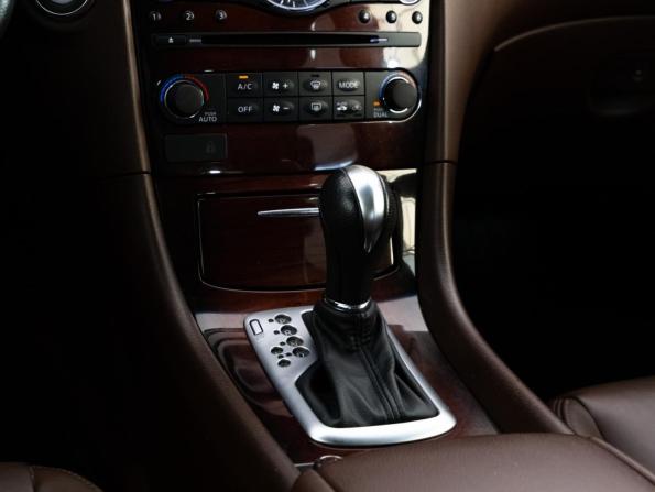 Infiniti QX50 I Рестайлинг с пробегом 2017 года, цена 1 999 000 рублей, 177417 км, внедорожник, Автокод Объявления