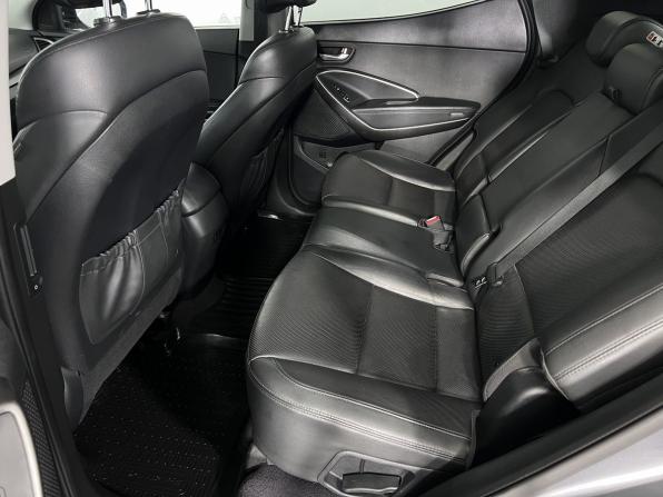 Hyundai Santa Fe III Рестайлинг с пробегом 2016 года, цена 1 799 000 рублей, 135137 км, внедорожник, Автокод Объявления