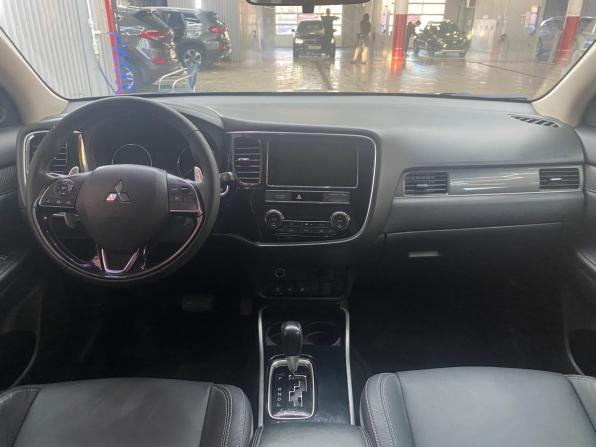 Mitsubishi Outlander III Рестайлинг 3 с пробегом 2019 года, цена 2 350 000 рублей, 147094 км, внедорожник, Автокод Объявления