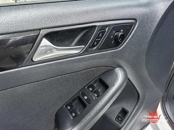 Volkswagen Jetta VI с пробегом 2011 года, цена 595 000 рублей, 177500 км, седан, Автокод Объявления