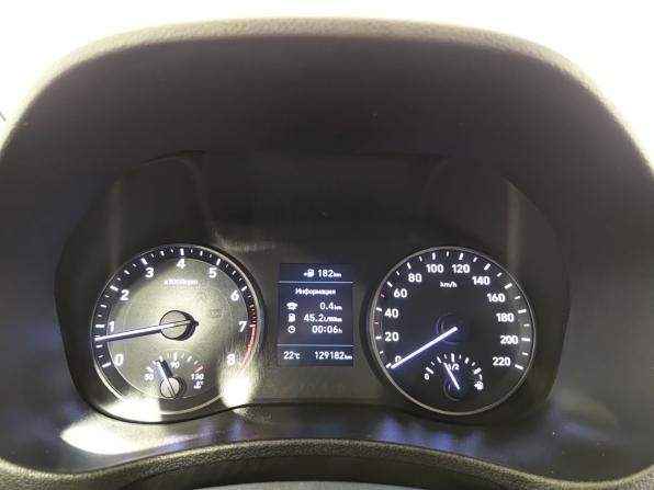 Hyundai Solaris II с пробегом 2018 года, цена 1 200 000 рублей, 130000 км, седан, Автокод Объявления