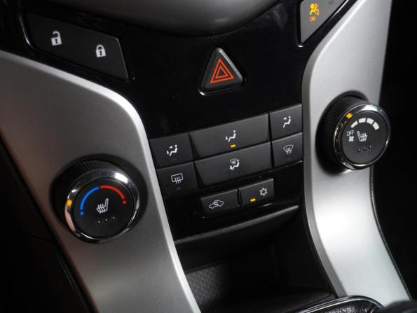 Chevrolet Cruze I с пробегом 2012 года, цена 749 000 рублей, 167983 км, хэтчбек, Автокод Объявления