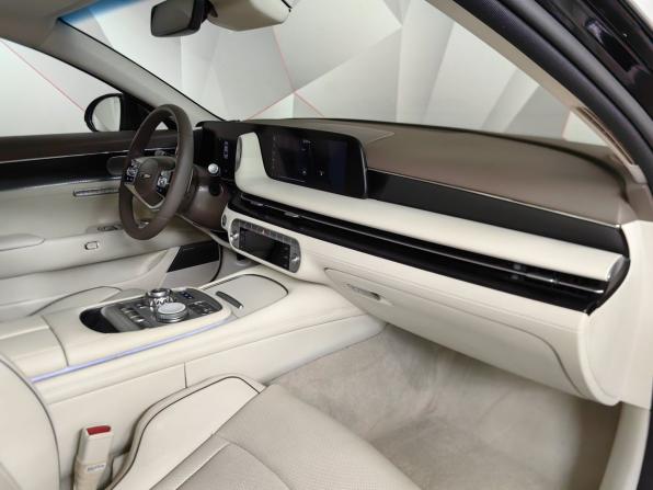 Genesis G90 II с пробегом 2021 года, цена 10 800 000 рублей, 26206 км, седан, Автокод Объявления