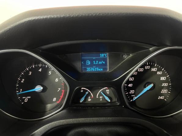 Ford Focus III с пробегом 2012 года, цена 650 000 рублей, 357615 км, седан, Автокод Объявления