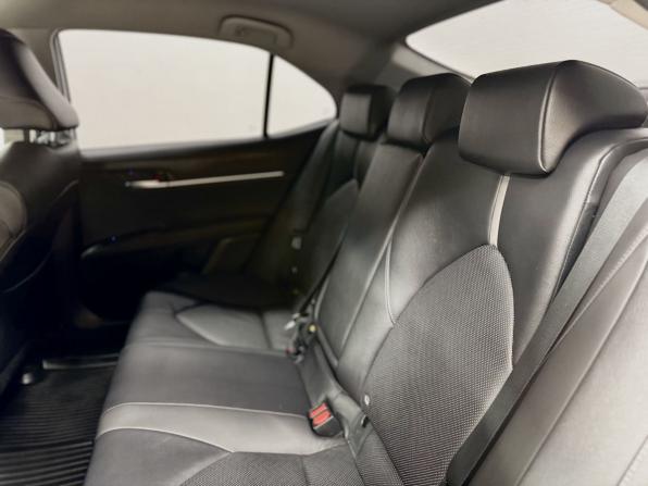 Toyota Camry VIII (XV70) Рестайлинг с пробегом 2021 года, цена 3 729 000 рублей, 29220 км, седан, Автокод Объявления