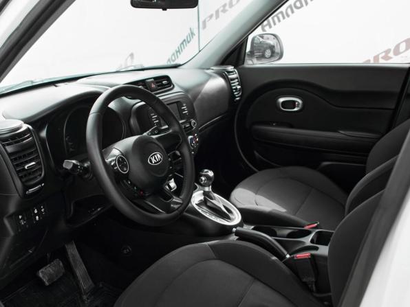 Kia Soul II Рестайлинг с пробегом 2018 года, цена 1 250 000 рублей, 94957 км, хэтчбек, Автокод Объявления