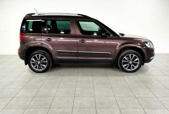 Skoda Yeti I Рестайлинг с пробегом 2017 года, цена 1 860 000 рублей, 66460 км, внедорожник, Автокод Объявления