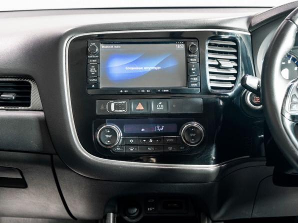 Mitsubishi Outlander III Рестайлинг 2 с пробегом 2015 года, цена 1 900 000 рублей, 200000 км, внедорожник, Автокод Объявления