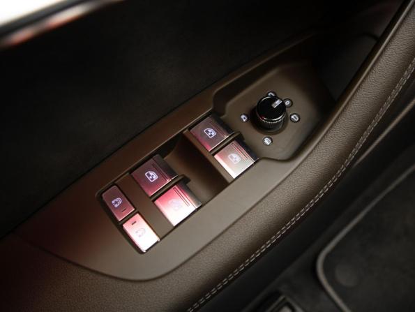 Audi A6 V (C8) с пробегом 2019 года, цена 4 199 000 рублей, 130980 км, седан, Автокод Объявления