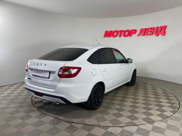 Lada (ВАЗ) Granta I Рестайлинг с пробегом 2023 года, цена 912 000 рублей, 37259 км, лифтбек, Автокод Объявления