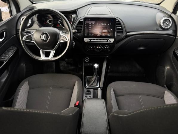 Renault Kaptur I Рестайлинг с пробегом 2022 года, цена 1 430 000 рублей, 35502 км, внедорожник, Автокод Объявления