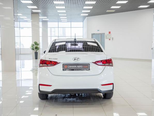 Hyundai Solaris II с пробегом 2018 года, цена 1 254 000 рублей, 89958 км, седан, Автокод Объявления
