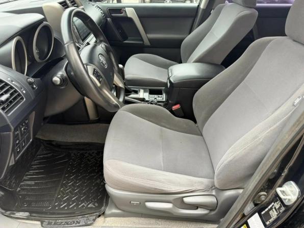 Toyota Land Cruiser Prado 150 Series Рестайлинг 1 с пробегом 2013 года, цена 2 782 500 рублей, 232100 км, внедорожник, Автокод Объявления