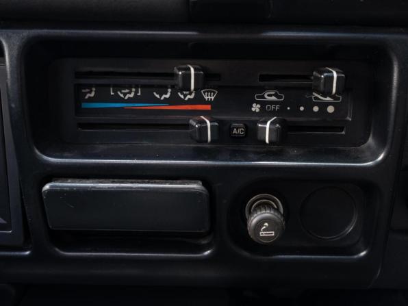 Mitsubishi Delica III с пробегом 1992 года, цена 1 170 000 рублей, 299210 км, минивэн, Автокод Объявления
