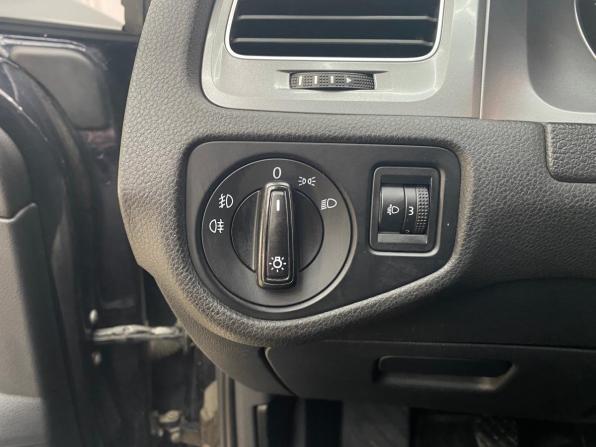 Volkswagen Golf VII с пробегом 2014 года, цена 1 300 000 рублей, 157000 км, хэтчбек, Автокод Объявления