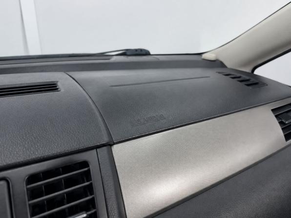 Nissan Tiida I Рестайлинг с пробегом 2013 года, цена 779 000 рублей, 216374 км, хэтчбек, Автокод Объявления