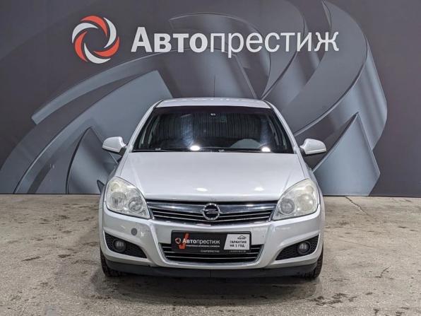 Opel Astra H Рестайлинг с пробегом 2009 года, цена 500 000 рублей, 209481 км, седан, Автокод Объявления