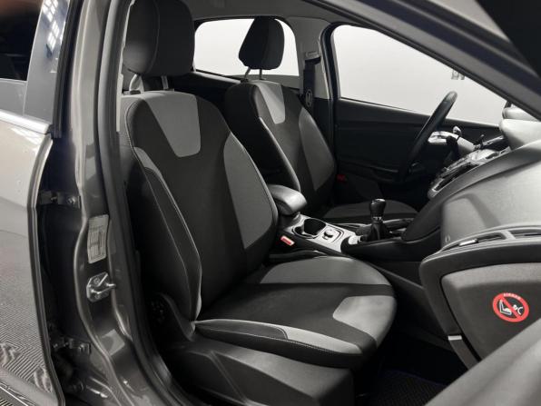 Ford Focus III с пробегом 2013 года, цена 694 900 рублей, 246426 км, хэтчбек, Автокод Объявления