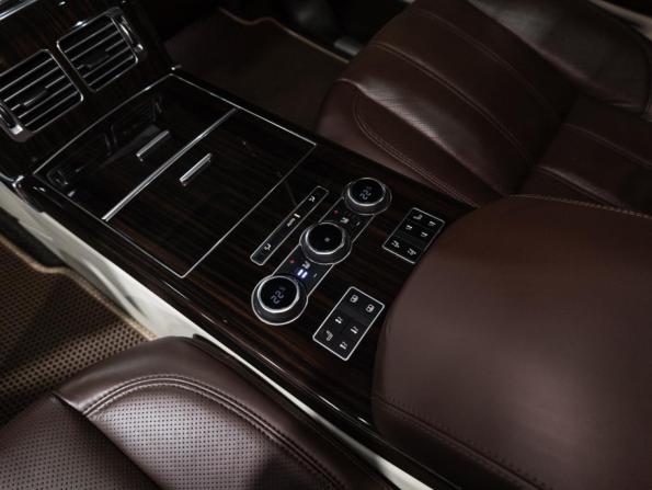 Land Rover Range Rover IV с пробегом 2015 года, цена 4 990 000 рублей, 165457 км, внедорожник, Автокод Объявления