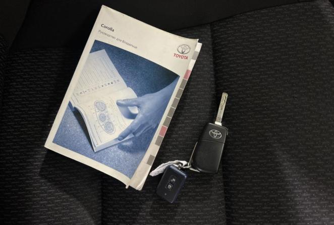 Toyota Corolla XI (E160 E170 E180) с пробегом 2013 года, цена 1 010 000 рублей, 194480 км, седан, Автокод Объявления